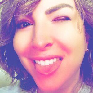 Meet your Posher, Suzy